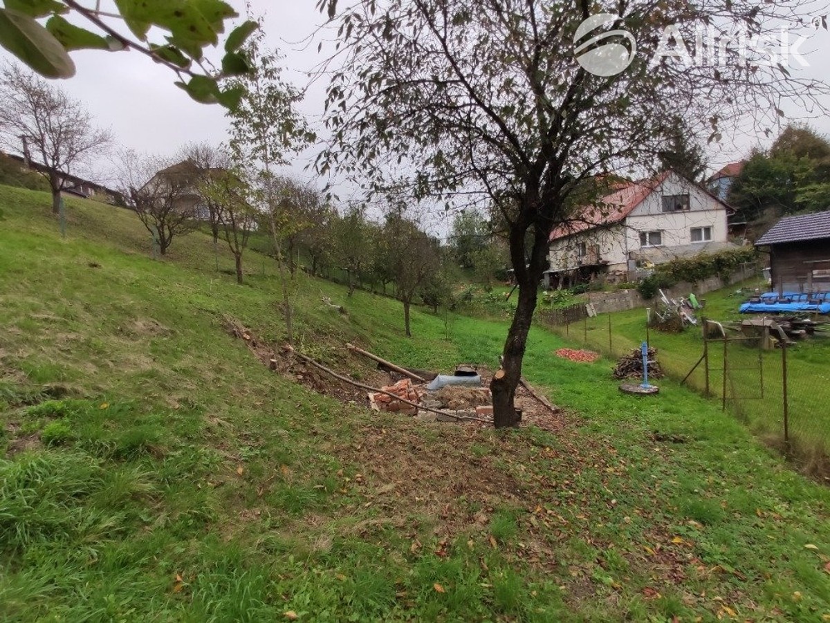 Prodej stavebního pozemku 645 m²