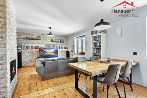 Prodej domu 210 m², pozemek 704 m²