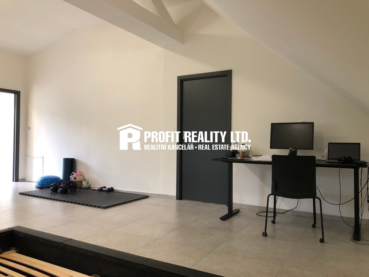 Prodej domu 195 m², pozemek 692 m²