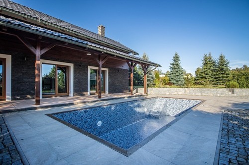Prodaný dům 373 m², pozemek 13121 m²