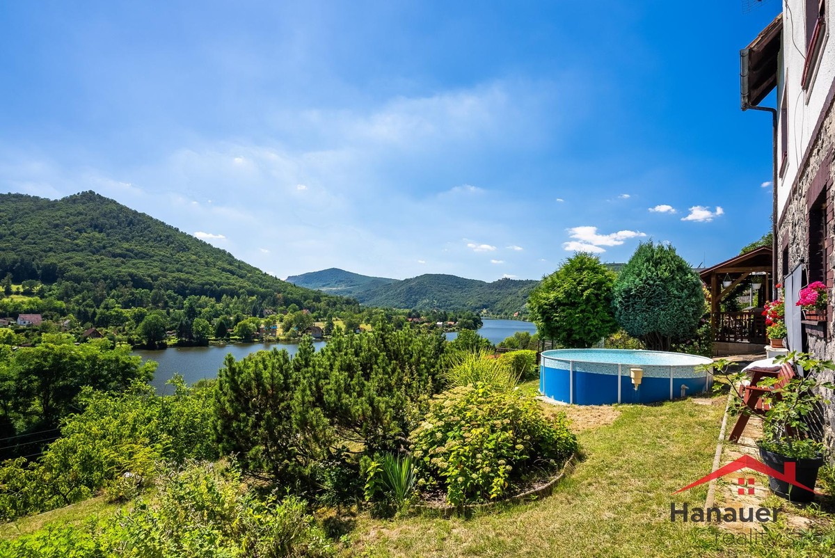 Prodej domu 178 m², pozemek 1299 m²