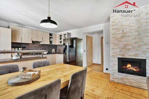 Prodej domu 210 m², pozemek 704 m²