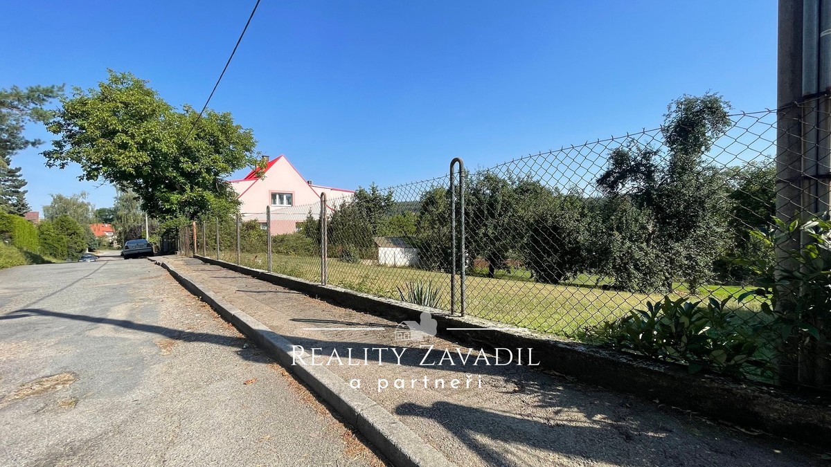 Prodej stavebního pozemku 813 m²