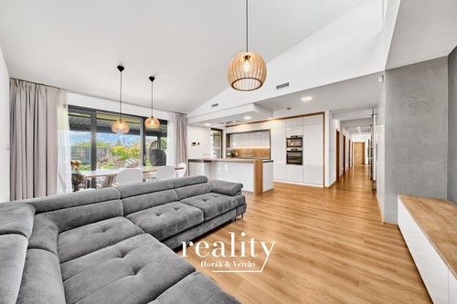 Prodaný dům 239 m², pozemek 823 m²