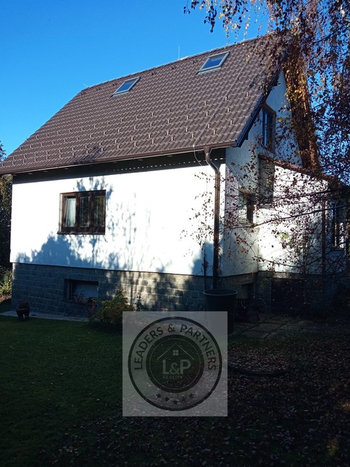 Prodaná chata 200 m², pozemek 1033 m²