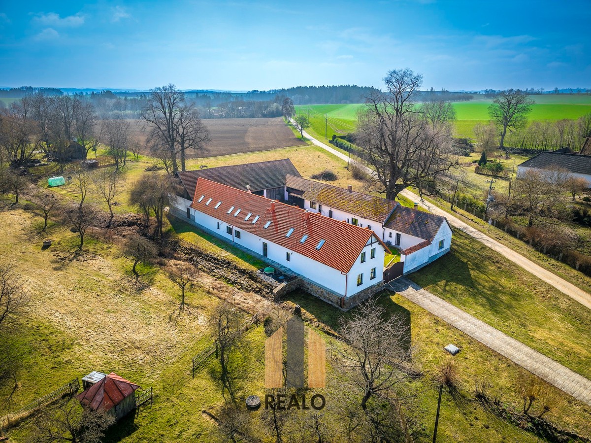 Prodej chalupy 399 m², pozemek 6536 m²