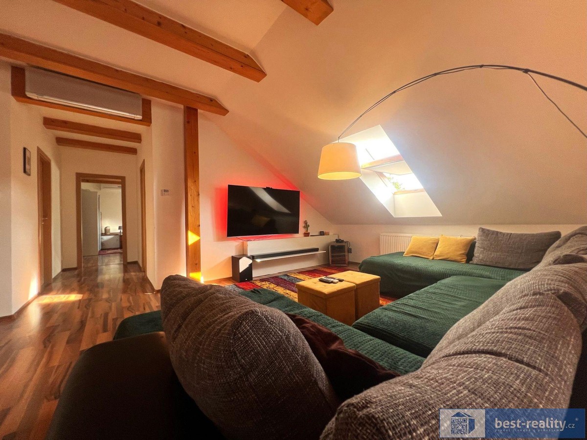Prodej bytu 4+kk 153 m²