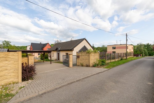 Prodaný dům 97 m², pozemek 1130 m²