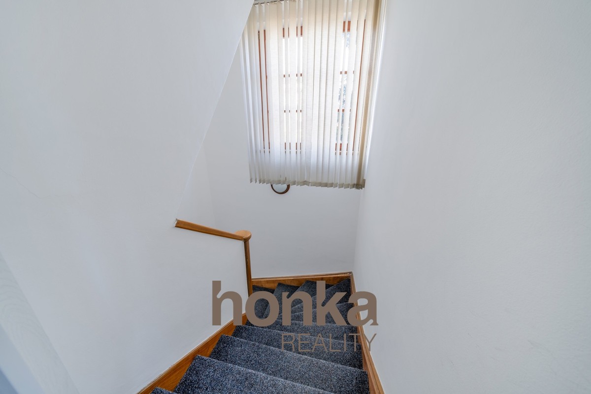 Prodej vily 183 m², pozemek 1161 m²