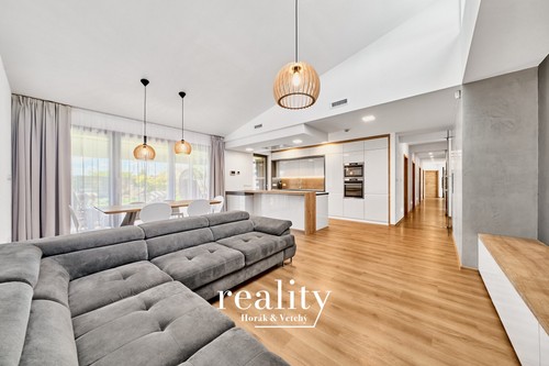 Prodaný dům 239 m², pozemek 823 m²