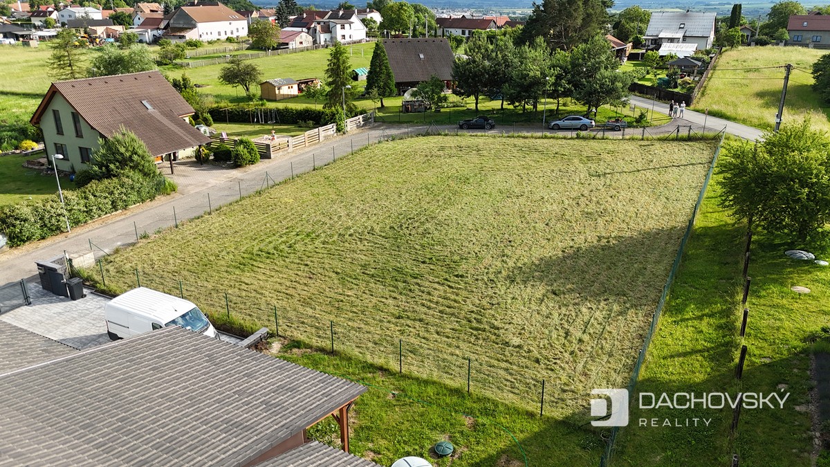 Prodej stavebního pozemku 1265 m²
