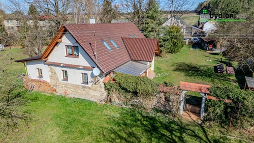 Prodej domu 240 m², pozemek 5595 m²