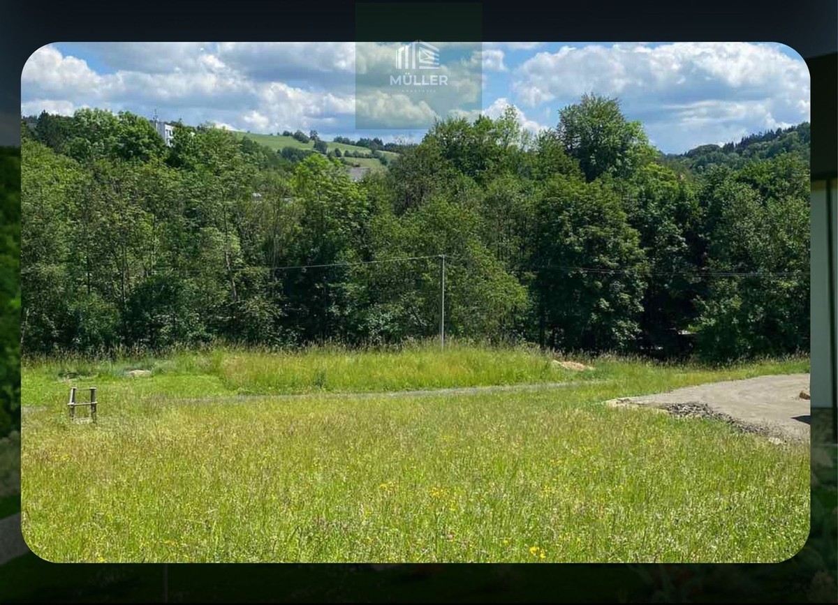 Prodej stavebního pozemku 1636 m²