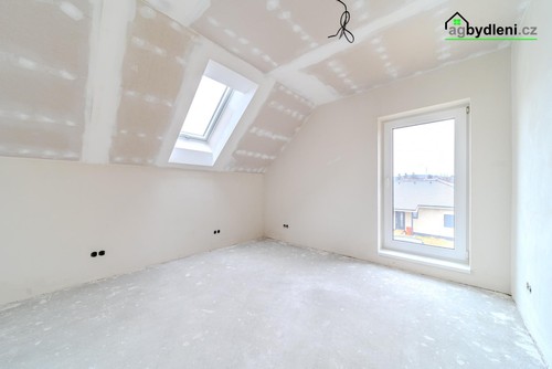 Prodej domu 143 m², pozemek 895 m²