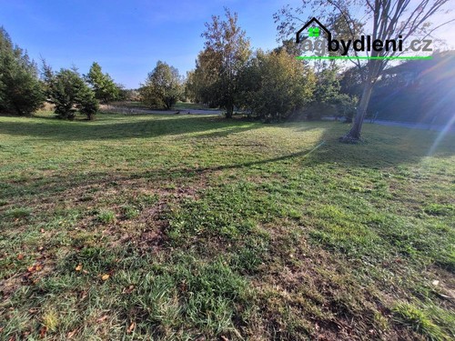 Prodej stavebního pozemku 2000 m²