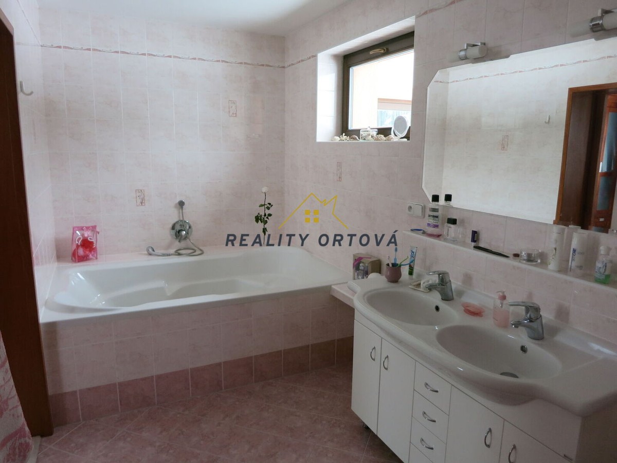Prodej domu 435 m²