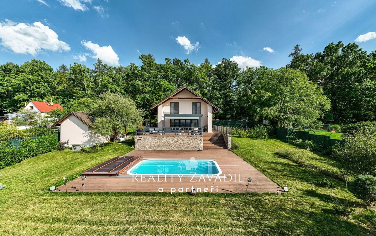 Prodej vily 133 m², pozemek 1739 m²