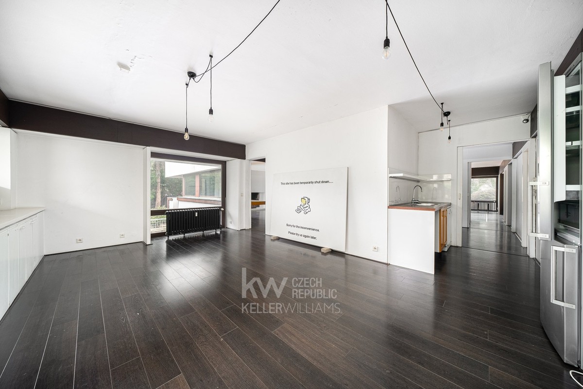 Prodej vily 747 m², pozemek 933 m²