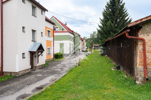 Prodej stavebního pozemku 1693 m²