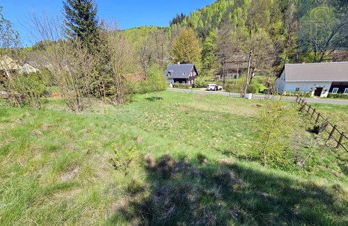 Prodej stavebního pozemku 1346 m²