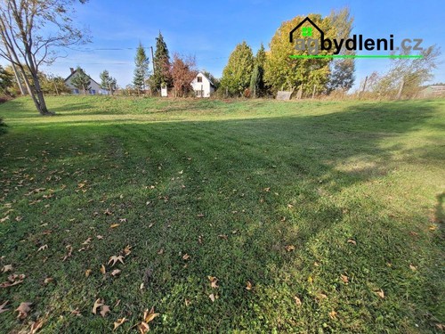 Prodej stavebního pozemku 2000 m²