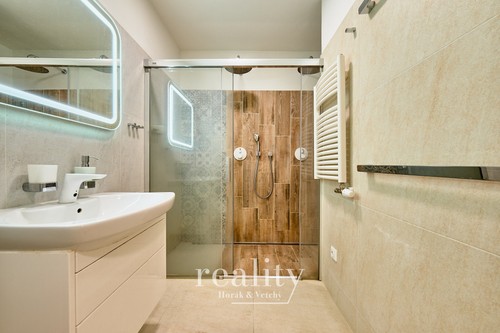 Prodaný dům 202 m², pozemek 1641 m²