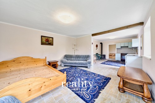 Prodaný dům 322 m², pozemek 9361 m²