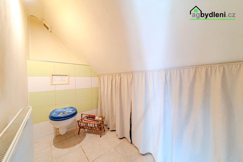 Prodej domu 240 m², pozemek 5595 m²