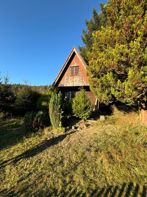Prodaná chata 40 m², pozemek 343 m²