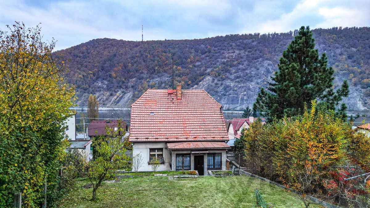 Prodej domu 200 m², pozemek 866 m²