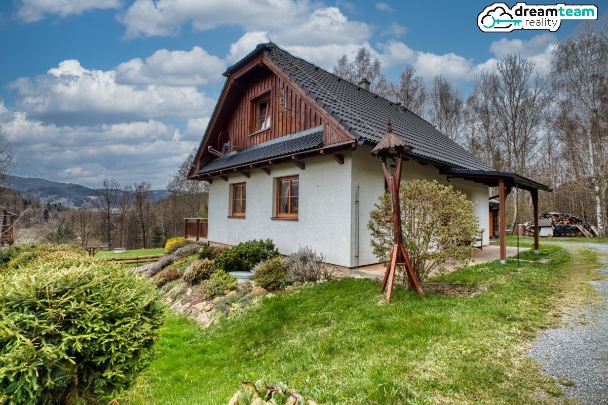 Prodej domu 110 m², pozemek 951 m²