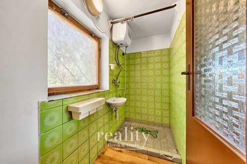 Prodaná chata 33 m², pozemek 520 m²