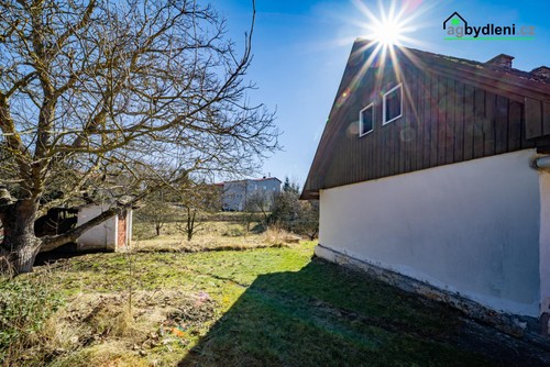 Prodej stavebního pozemku 1726 m²