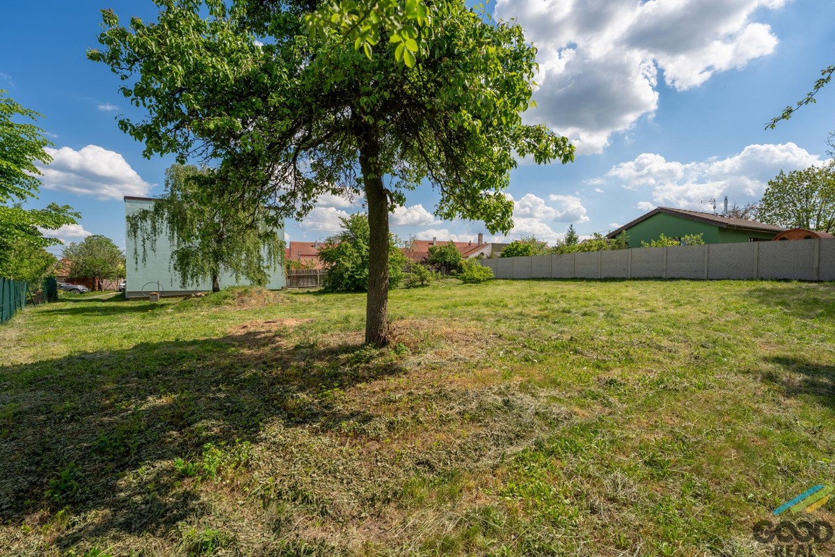 Prodej stavebního pozemku 996 m²