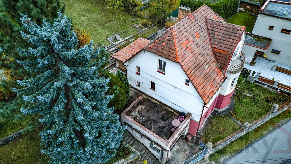 Prodej domu 200 m², pozemek 866 m²