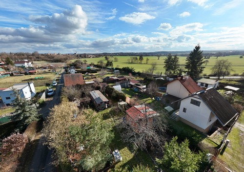 Prodaná chata 13 m², pozemek 547 m²