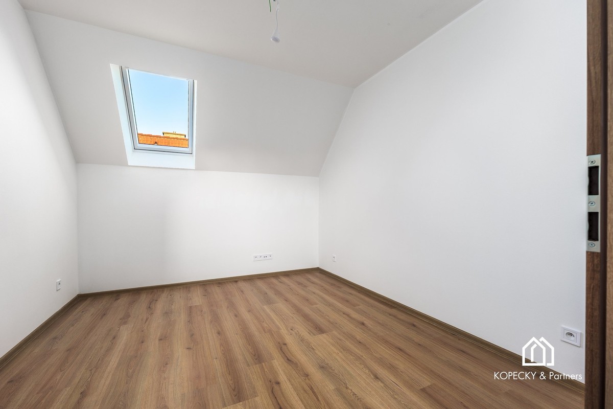 Prodej bytu 4+kk 114 m²