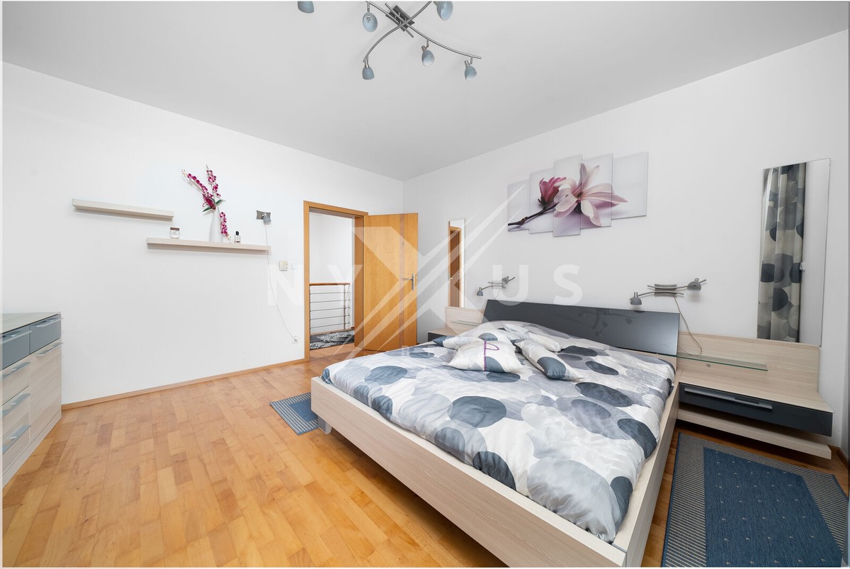 Prodej bytu 4+kk 155 m²