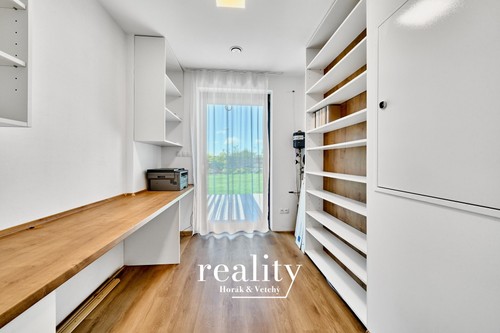 Prodaný dům 239 m², pozemek 823 m²