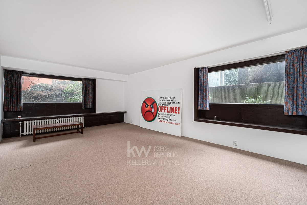 Prodej vily 747 m², pozemek 933 m²