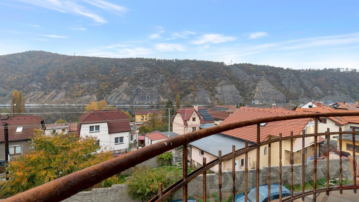 Prodej domu 200 m², pozemek 866 m²