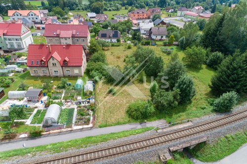 Prodej stavebního pozemku 1693 m²