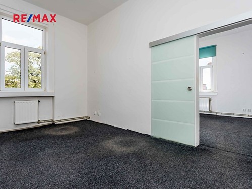 Prodaná vila 904 m², pozemek 1813 m²