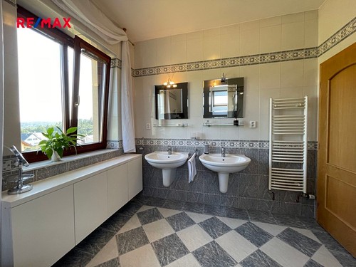 Prodaný  dům 220 m², pozemek 930 m²