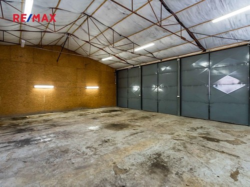 Prodaná vila 904 m², pozemek 1813 m²