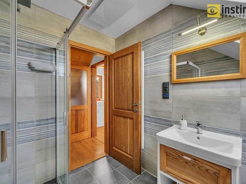 Prodaný dům 333 m², pozemek 4077 m²