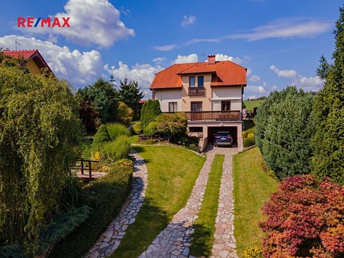 Prodaný  dům 220 m², pozemek 930 m²