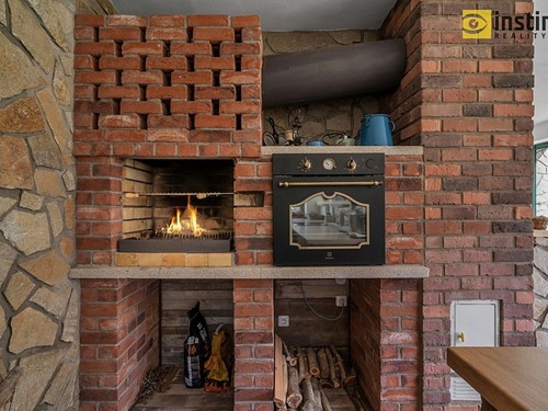 Prodaný dům 333 m², pozemek 4077 m²