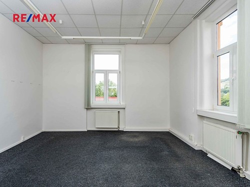 Prodaná vila 904 m², pozemek 1813 m²