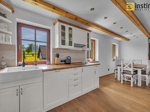 Prodaný dům 333 m², pozemek 4077 m²